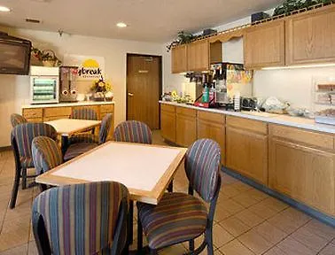 Days Inn By Wyndham Willmar 